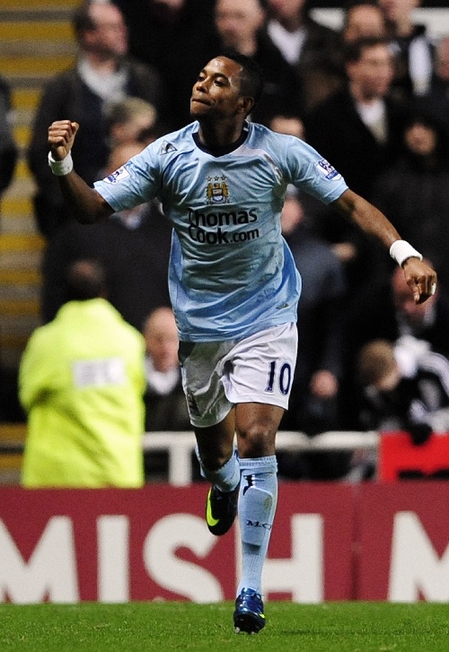 西甲对皇家马德里声明的有力回应：视听权收入分配争议再起波澜（西甲强硬回击皇马声明：转播收入分配争端再燃）