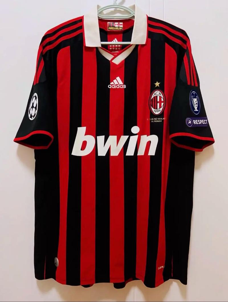 德转列多特历史最贵阵：哈兰德领衔，贝林、桑乔、罗伊斯上榜（德转评多特史上最贵11人：哈兰德领衔，贝林、桑乔、罗伊斯入选）