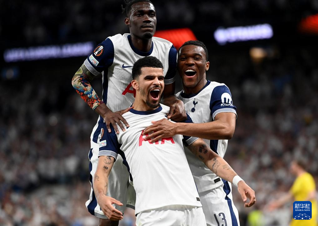 热刺主场迎战布伦特福德，渴望终结5轮不胜，提升士气，看好主场取胜。（热刺主场战布伦特福德，誓止五轮不胜提振士气，主胜可期）