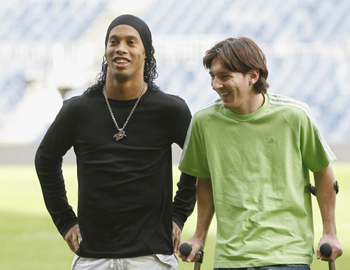 TBR：利物浦给伊萨克开超30万镑周薪，球员对这份报价很满意（TBR：利物浦拟向伊萨克开出30万镑以上周薪，球员对报价表示满意）