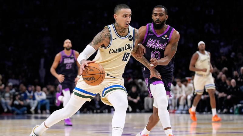 2-1逆转！超级后卫踢疯了，梅开二度导演逆袭，巴萨狂揽4连胜（巴萨2-1翻盘！铁卫双响主导逆袭，豪取四连胜）