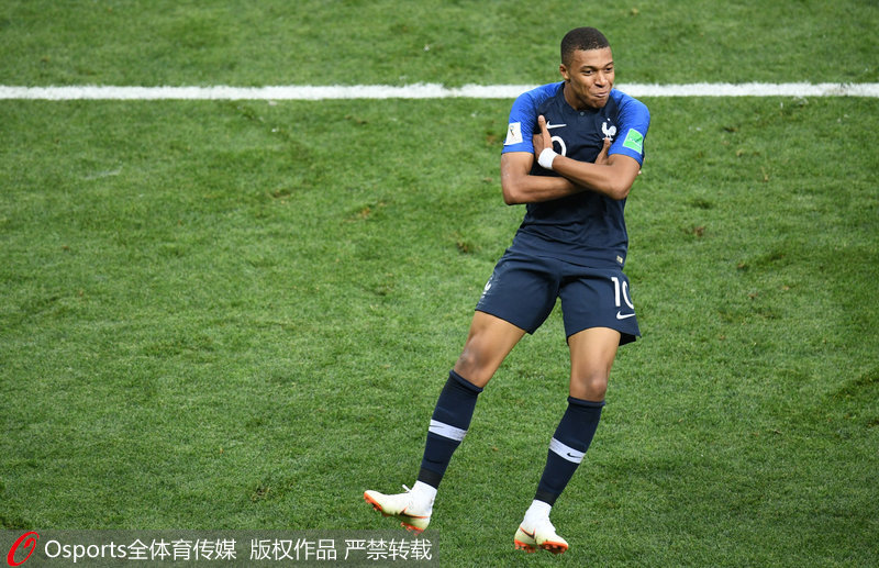 世欧预战报：赖因德斯、加克波传射，荷兰4-0直通世界杯（世预赛欧洲区战报：赖因德斯、加克波传射建功，荷兰4-0直接晋级世界杯）