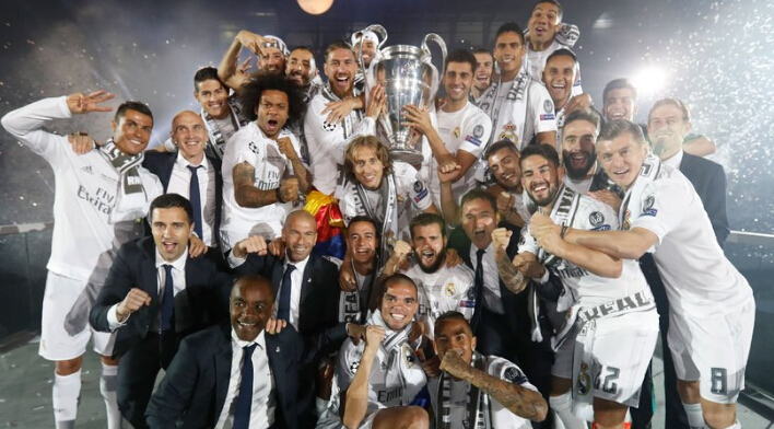 德天空：目前谢什科和曼联的转会进展远高于西蒙斯与切尔西（德天空：曼联与谢什科的转会进展领跑，西蒙斯与切尔西明显落后）