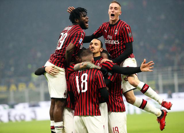 手感出色！埃奇库姆单节14分刷新个人单节得分新高（状态火热！埃奇库姆单节轰下14分，改写个人单节得分纪录）